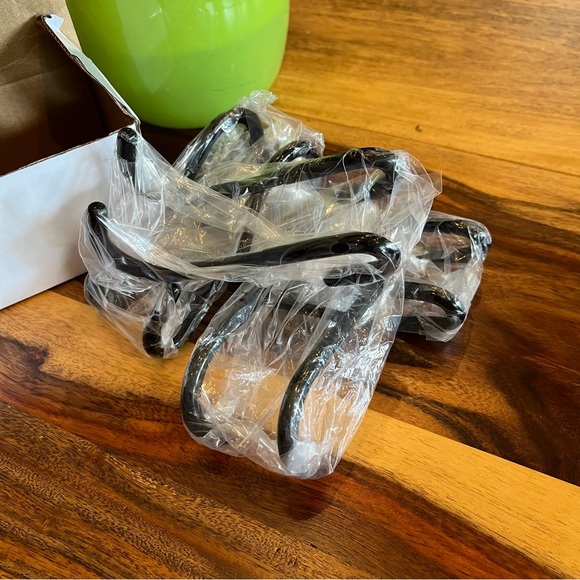 NIB 4 Black Rubber Coated StainlessSteel Glass Shower Narrow Hooks - Picture 14 of 15